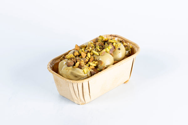 Pistachio & White Chocolate Loaded Cookie Dough Skillet